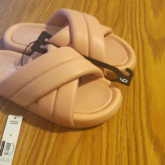 No Boundries Light Pink Women's Xcut Slides - Picture 2 of 4